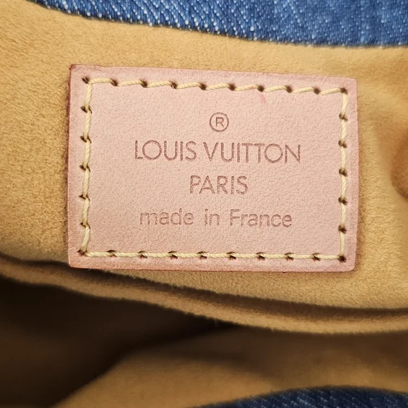 💯AUTHENTIC LOUIS VUITTON DENIM PLEATY BAG - Picture 3 of 7